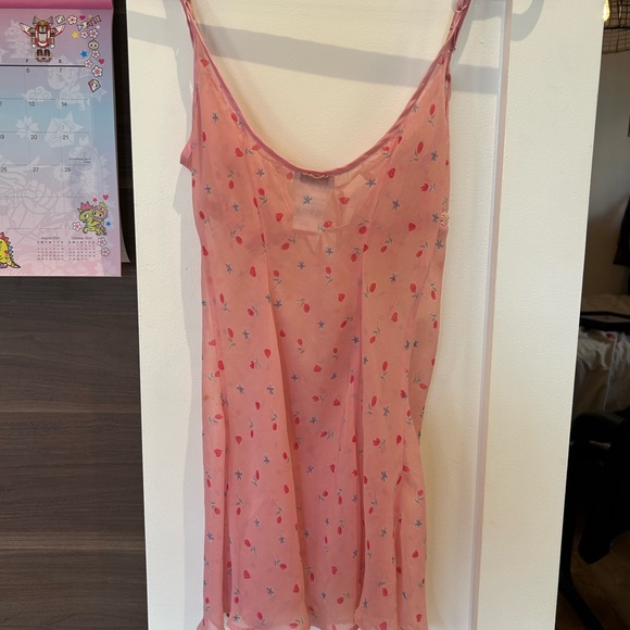 Y2K pink lingerie style dress - Picture 2 of 3